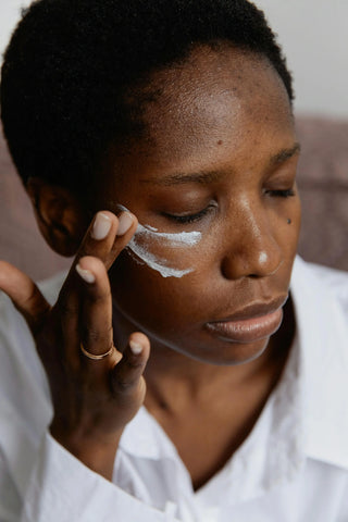 Wrinkle Smoothing Eye Cream application demonstration.